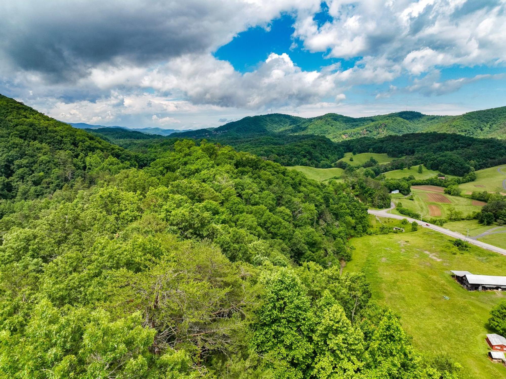 Villa Mountain Views At Dolly'S Castle Unit 3 Sevierville Exterior foto